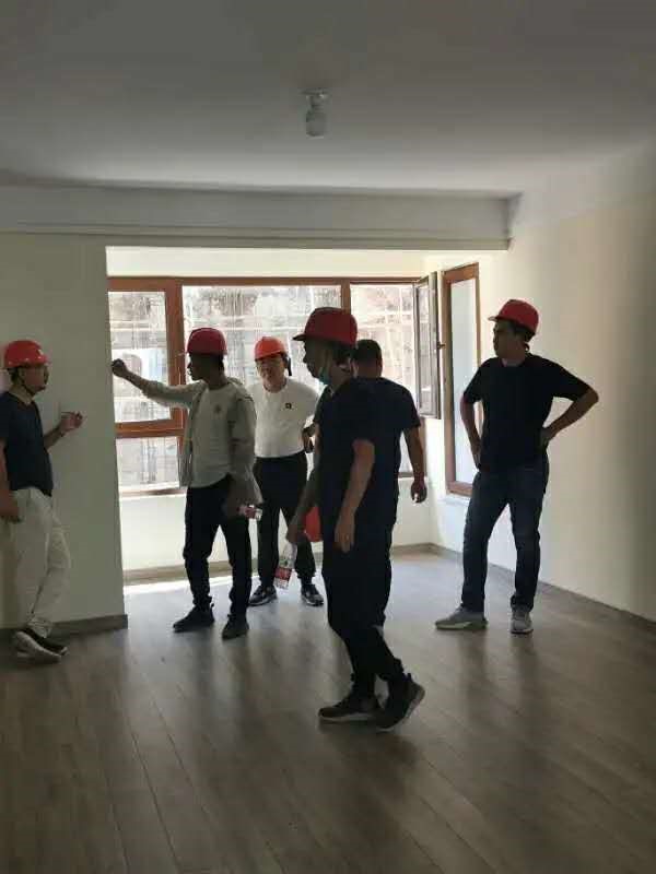 鴻坤客服部服務(wù)實拍