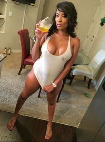 karlitaae onlyfans
