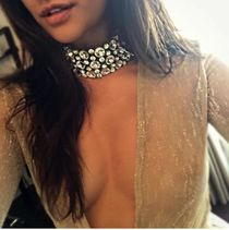 Wifey sucking balls
